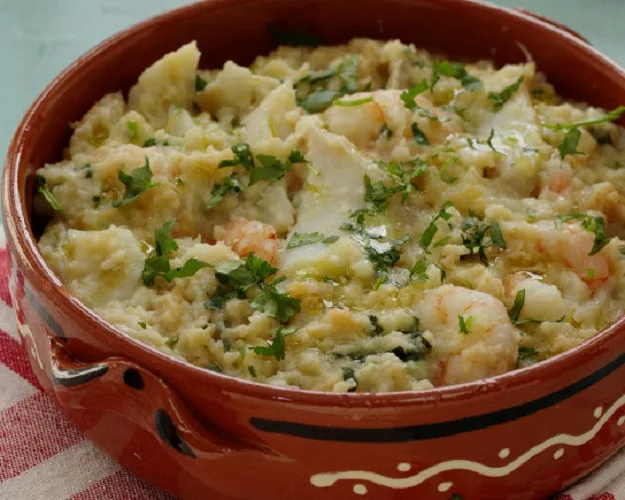 Açorda de Bacalhau com Camarão