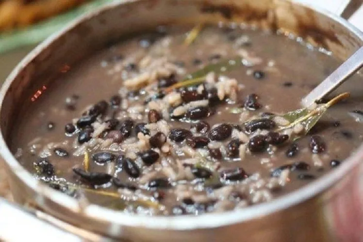 Arroz de Feijão Preto