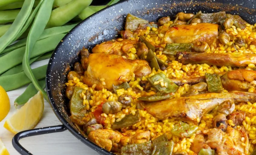 Arroz de Frango com Legumes e Açafrão