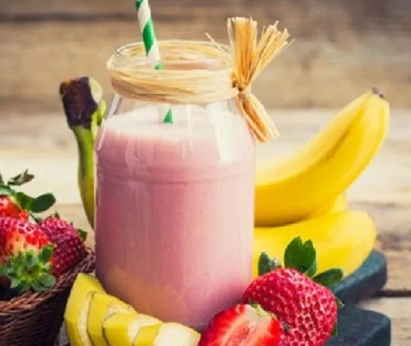 Batido de Banana, Aveia e Morango