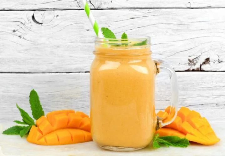 Batido de Manga com Iogurte