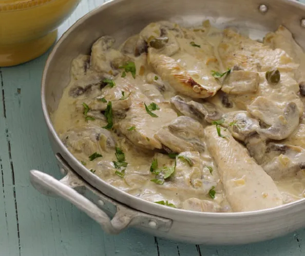Bifes de Frango com Natas e Cogumelos
