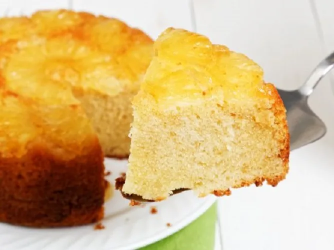 Bolo de Ananás Húmido