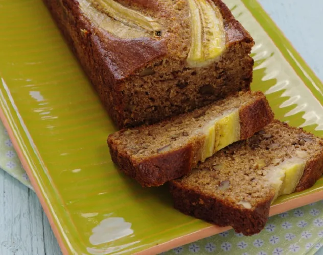 Bolo de Banana com Nozes