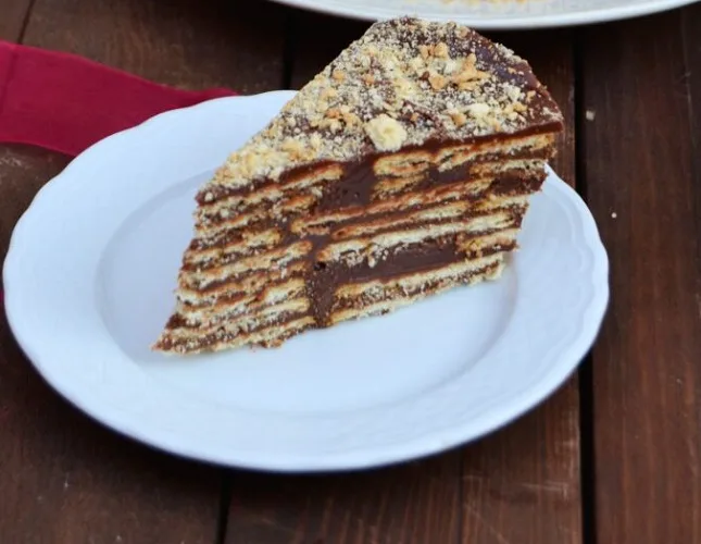 Bolo de Bolacha com Chocolate