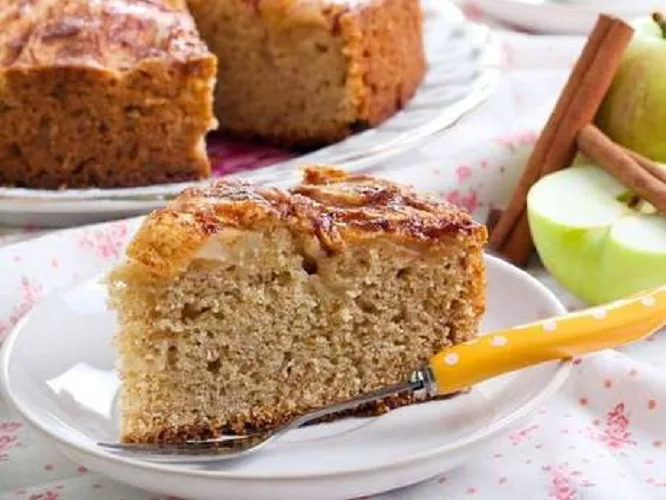 Bolo de Maçã com Canela
