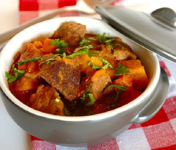 Caril de Vaca com Batata-Doce