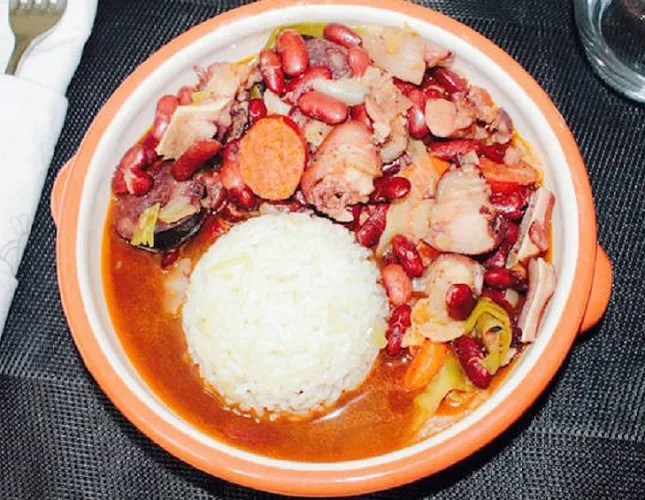 Feijoada à Portuguesa