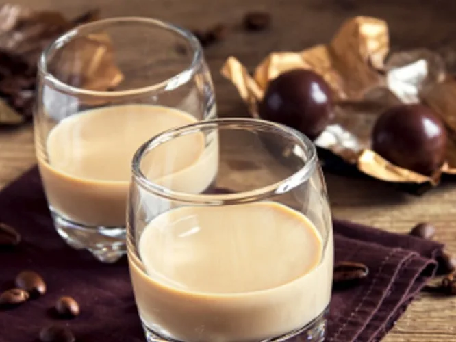 Licor de whisky (Baileys caseiro)