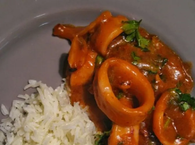 Lulas Guisadas à Portuguesa