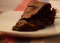 Pão de Ló de Chocolate Húmido