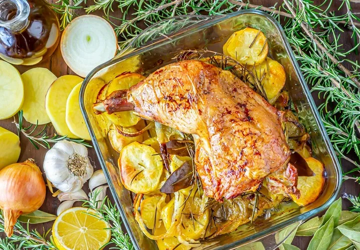 Perna de Peru Assada com Batata-Doce