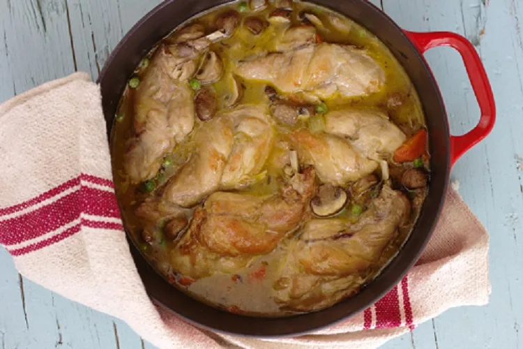 Pernas de Coelho guisadas com legumes
