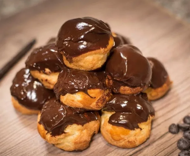 Profiteroles