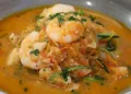 Sopa de Peixe com Camarão