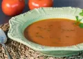 Sopa de Tomate e Curgete