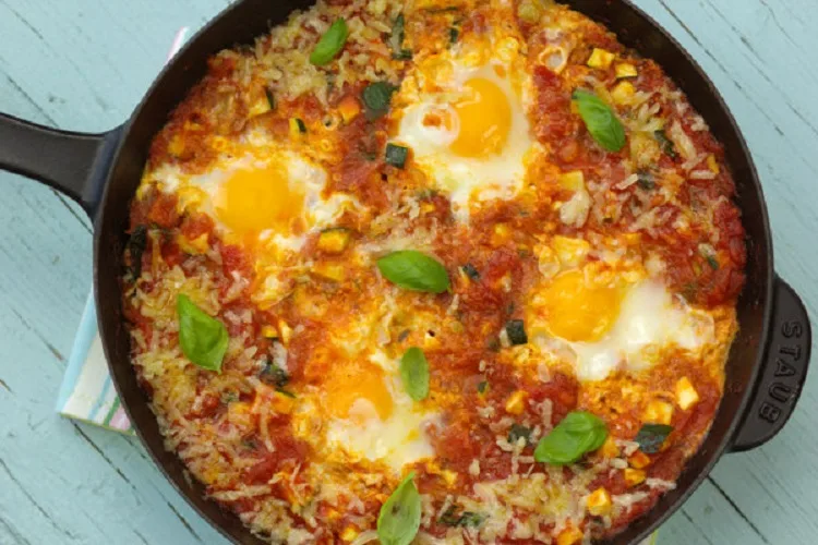 Tomatada com Ovos e Curgete